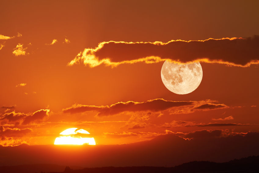 De Zon en Maan -